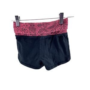 Total Girl Girls' Black Pink Snakeskin Print Yoga Shorts Youth Size Medium/5